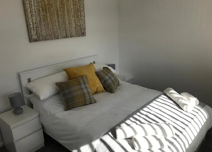 Property Hunter 25